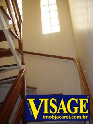 Imagem Casa de Condomínio com 3 Quartos à Venda, 109 m² em Jd. St. Maria - Jacareí