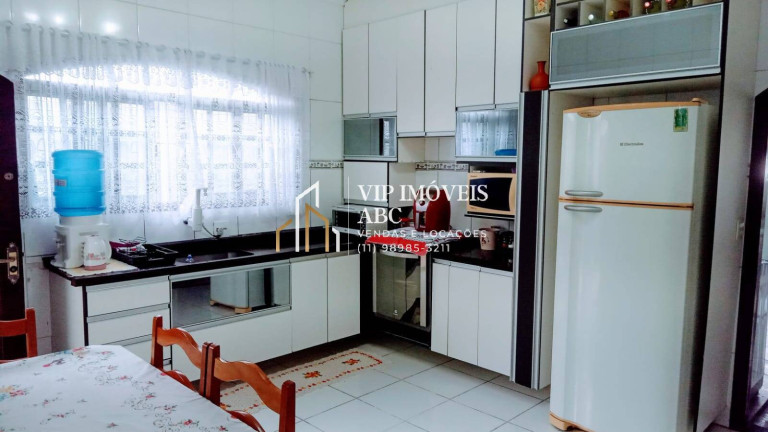Imagem Sobrado com 3 Quartos à Venda, 201 m² em Vila Humaitá - Santo André