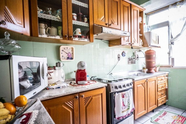 Imagem Imóvel com 2 Quartos à Venda, 59 m² em Passo Da Areia - Porto Alegre Imagem Imóvel com 2 Quartos à Venda, 59 m² em Passo Da Areia - Porto Alegre