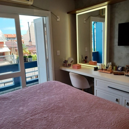 Imagem Casa com 3 Quartos à Venda, 180 m² em Guarujá - Porto Alegre