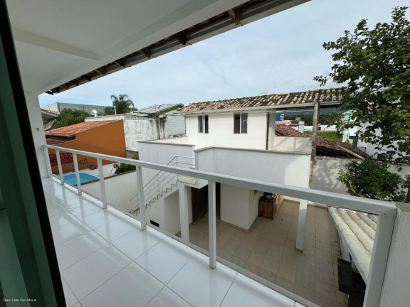 Casa com 5 Quartos à Venda, 250 m² em Pereque - Porto Belo