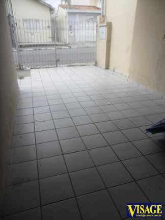 Imagem Casa com 3 Quartos à Venda, 199 m² em Pq. Itamaraty - Jacareí Imagem Casa com 3 Quartos à Venda, 199 m² em Pq. Itamaraty - Jacareí