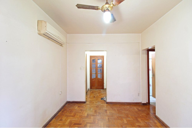 Imagem Apartamento com 2 Quartos à Venda, 54 m² em Camaquã - Porto Alegre