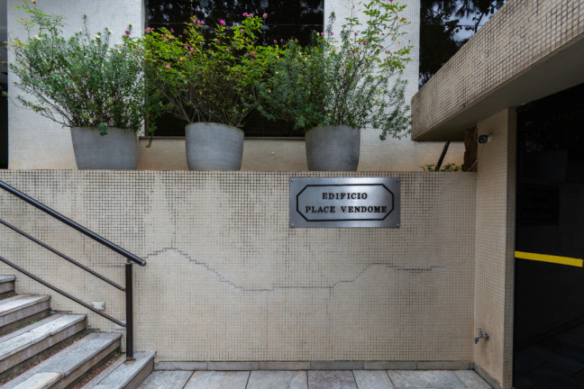 Imagem Apartamento com 3 Quartos à Venda, 195 m² em Moema - São Paulo Imagem Apartamento com 3 Quartos à Venda, 195 m² em Moema - São Paulo