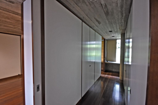 Imagem Casa com 2 Quartos à Venda, 976 m² em Cidade Jardim - São Paulo Imagem Casa com 2 Quartos à Venda, 976 m² em Cidade Jardim - São Paulo