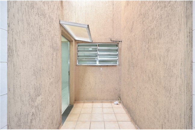 Imagem Casa com 3 Quartos à Venda, 120 m² em Vila Brasilina - São Paulo