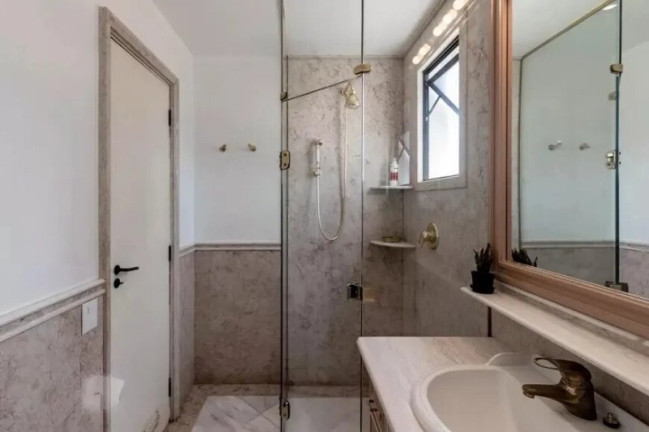 Imagem Imóvel com 1 Quarto à Venda, 75 m² em Itaim Bibi - São Paulo Imagem Imóvel com 1 Quarto à Venda, 75 m² em Itaim Bibi - São Paulo
