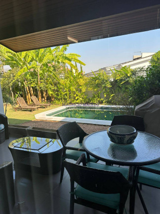 Casa com 4 Quartos para Alugar, 591 m² em Alphaville Residencial Dois - Barueri