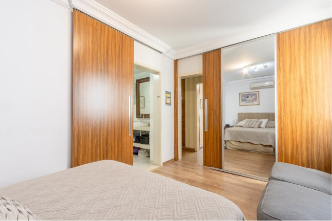 Imagem Apartamento com 4 Quartos à Venda, 136 m² em Santa Cecília - São Paulo