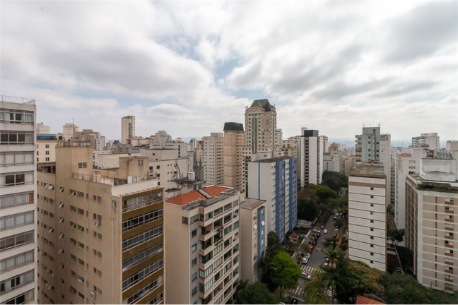 Imagem Imóvel com 3 Quartos à Venda, em Consolação - São Paulo Imagem Imóvel com 3 Quartos à Venda, em Consolação - São Paulo