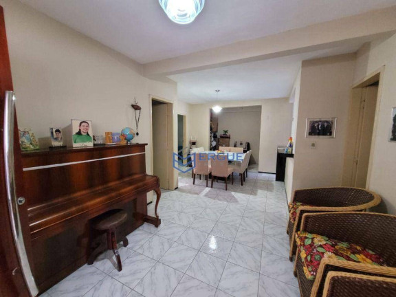 Imagem Casa com 4 Quartos à Venda, 165 m² em Itaperi - Fortaleza Imagem Casa com 4 Quartos à Venda, 165 m² em Itaperi - Fortaleza