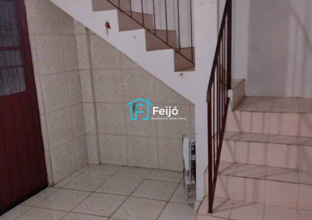 Imagem Sobrado com 2 Quartos à Venda, 60 m² em Cristal - Porto Alegre Imagem Sobrado com 2 Quartos à Venda, 60 m² em Cristal - Porto Alegre