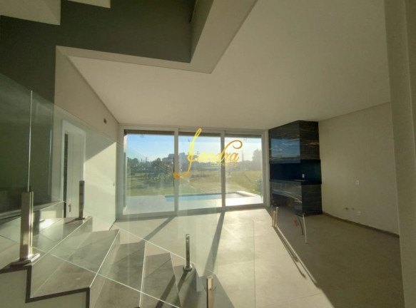 Imagem Casa de Condomínio com 4 Quartos à Venda, 247 m² em Centro - Xangri-la