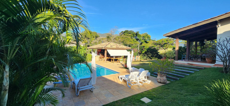 Imagem Casa com 4 Quartos à Venda, 500 m² em Vila Petrópolis - Atibaia Imagem Casa com 4 Quartos à Venda, 500 m² em Vila Petrópolis - Atibaia