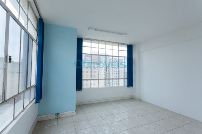 Imóvel Comercial para Alugar, 70 m² em Centro - Curitiba