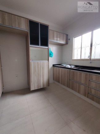 Imagem Casa com 3 Quartos à Venda, 300 m² Imagem Casa com 3 Quartos à Venda, 300 m²