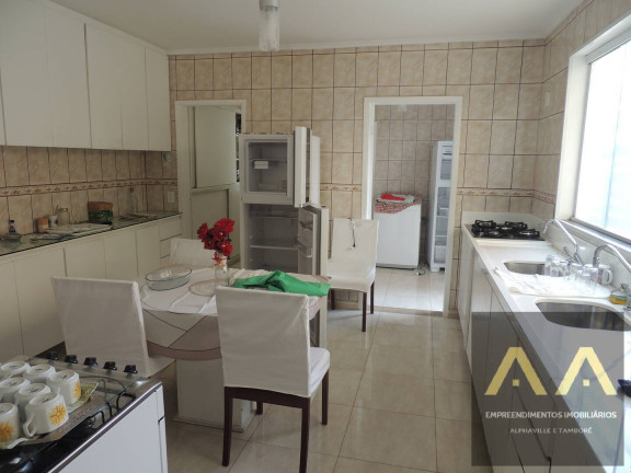 Imagem Casa com 4 Quartos à Venda, 330 m² em Alphaville - Santana De Parnaíba Imagem Casa com 4 Quartos à Venda, 330 m² em Alphaville - Santana De Parnaíba