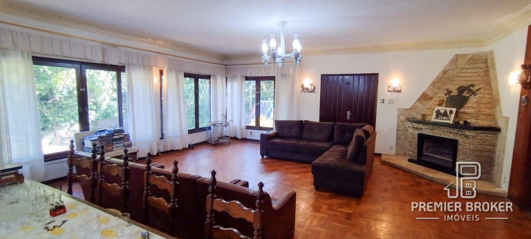 Imagem Casa com 7 Quartos à Venda, 457 m² em Cascata Dos Amores - Teresópolis Imagem Casa com 7 Quartos à Venda, 457 m² em Cascata Dos Amores - Teresópolis
