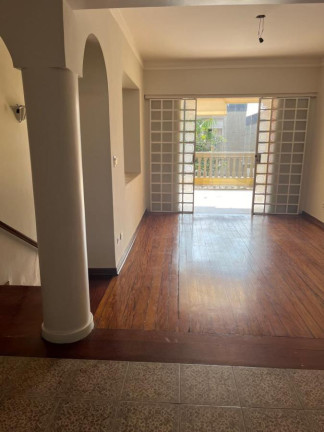 Casa com 4 Quartos para Alugar, 150 m² em Cambuci - São Paulo