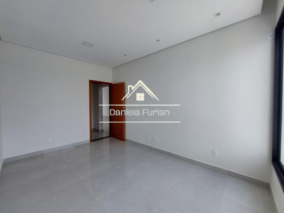 Imagem Casa de Condomínio com 3 Quartos à Venda, 126 m² em Condomínio Terras De São Francisco - Sorocaba Imagem Casa de Condomínio com 3 Quartos à Venda, 126 m² em Condomínio Terras De São Francisco - Sorocaba
