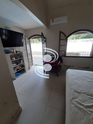 Imagem Casa com 6 Quartos à Venda, 245 m² em Vargem Pequena - Rio De Janeiro Imagem Casa com 6 Quartos à Venda, 245 m² em Vargem Pequena - Rio De Janeiro