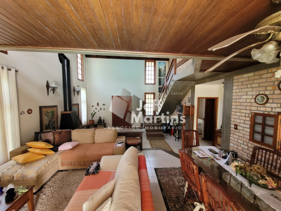 Imagem Casa com 3 Quartos à Venda, 218 m² em Campeche - Florianópolis