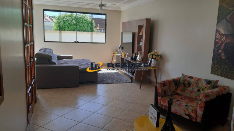 Imagem Casa com 3 Quartos à Venda, 127 m² em Parque Turf Club - Campos Dos Goytacazes Imagem Casa com 3 Quartos à Venda, 127 m² em Parque Turf Club - Campos Dos Goytacazes