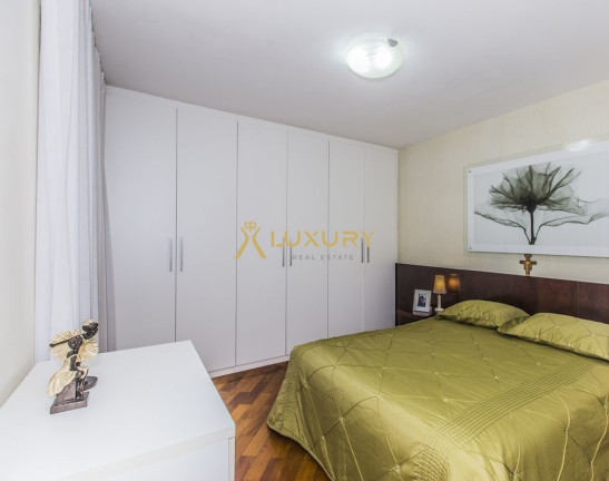 Imagem Imóvel com 3 Quartos à Venda, 135 m² em Santo Antônio - Belo Horizonte
