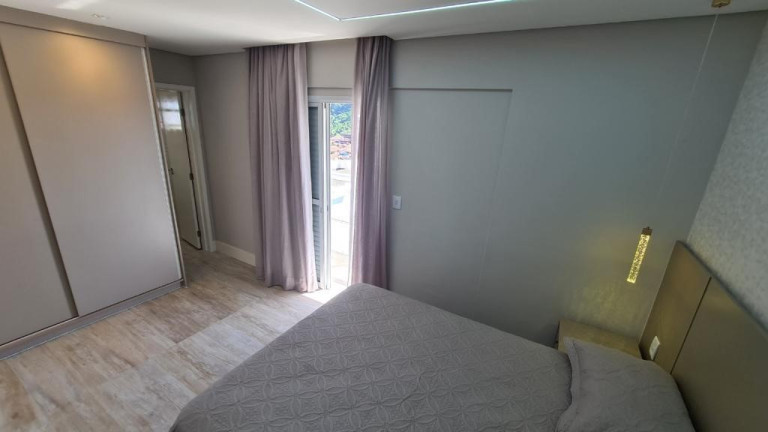Imagem Apartamento com 3 Quartos à Venda, 186 m² em Canto Do Forte - Praia Grande Imagem Apartamento com 3 Quartos à Venda, 186 m² em Canto Do Forte - Praia Grande