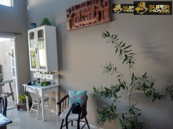 Imagem Casa com 3 Quartos à Venda, 221 m² em Laranjal - Pelotas Imagem Casa com 3 Quartos à Venda, 221 m² em Laranjal - Pelotas