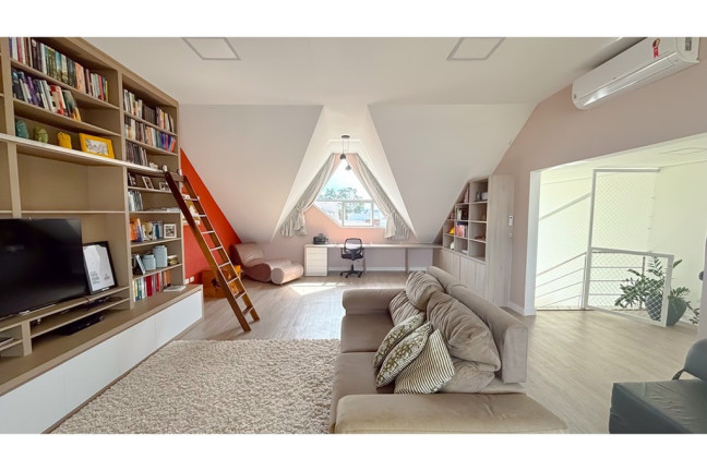 Imagem Casa de Condomínio com 3 Quartos à Venda, 346 m² em Bairro Alto - Curitiba
