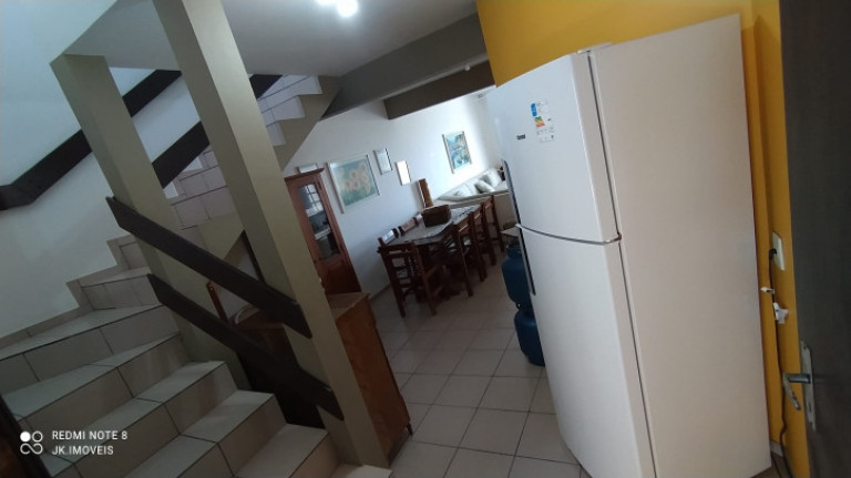 Imagem Sobrado com 3 Quartos para Temporada, 130 m² em Balneário Princesa Do Mar - Itapoá Imagem Sobrado com 3 Quartos para Temporada, 130 m² em Balneário Princesa Do Mar - Itapoá