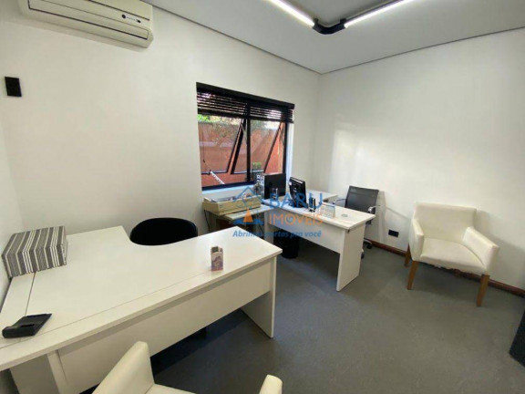 Imagem Casa com 11 Quartos à Venda ou Locação, 366 m² em Jardim América - São Paulo