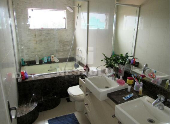Imagem Casa com 2 Quartos à Venda, 300 m² em Universitário - Chapeco Imagem Casa com 2 Quartos à Venda, 300 m² em Universitário - Chapeco