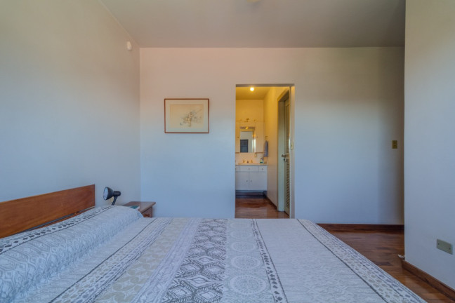 Imagem Casa com 4 Quartos à Venda, 225 m² em Vila Sônia - São Paulo Imagem Casa com 4 Quartos à Venda, 225 m² em Vila Sônia - São Paulo