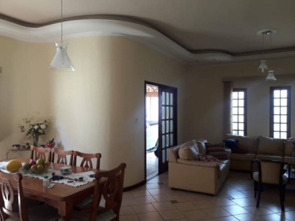 Imagem Casa com 3 Quartos à Venda, 200 m² em Campos Elíseos - Taubaté Imagem Casa com 3 Quartos à Venda, 200 m² em Campos Elíseos - Taubaté