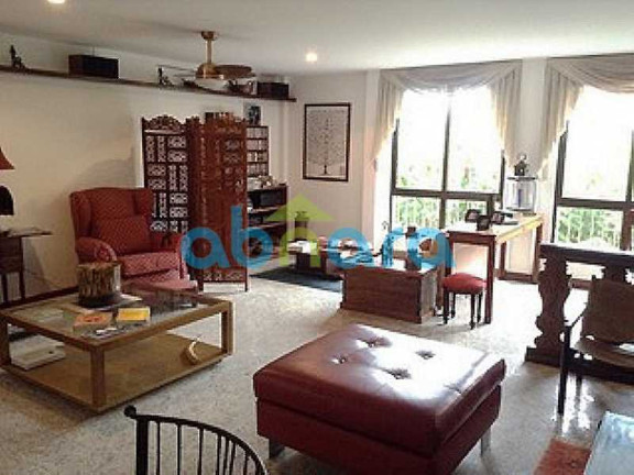 Imagem Casa de Condomínio com 9 Quartos à Venda, 1.000 m² em Cosme Velho - Rio De Janeiro Imagem Casa de Condomínio com 9 Quartos à Venda, 1.000 m² em Cosme Velho - Rio De Janeiro
