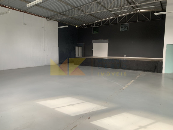 Imagem Galpão para Alugar, 700 m² em Velha - Blumenau Imagem Galpão para Alugar, 700 m² em Velha - Blumenau