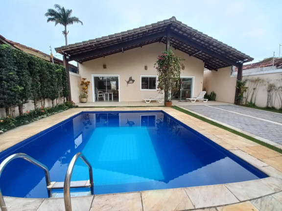 Imagem Casa com 5 Quartos à Venda, 462 m² em Jardim Virgínia - Guarujá Imagem Casa com 5 Quartos à Venda, 462 m² em Jardim Virgínia - Guarujá