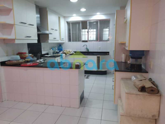 Imagem Apartamento com 4 Quartos à Venda, 280 m² em Copacabana - Rio De Janeiro Imagem Apartamento com 4 Quartos à Venda, 280 m² em Copacabana - Rio De Janeiro