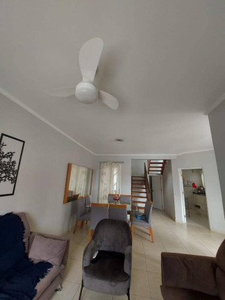 Imagem Casa com 3 Quartos à Venda, 200 m² em Parque Dos Coqueiros - Atibaia