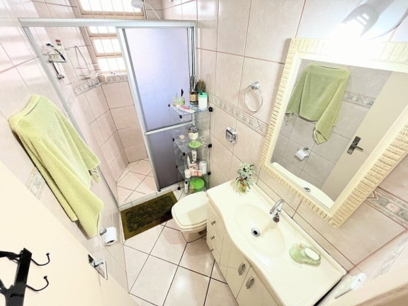 Imagem Imóvel com 2 Quartos à Venda, 63 m² em Cavalhada - Porto Alegre