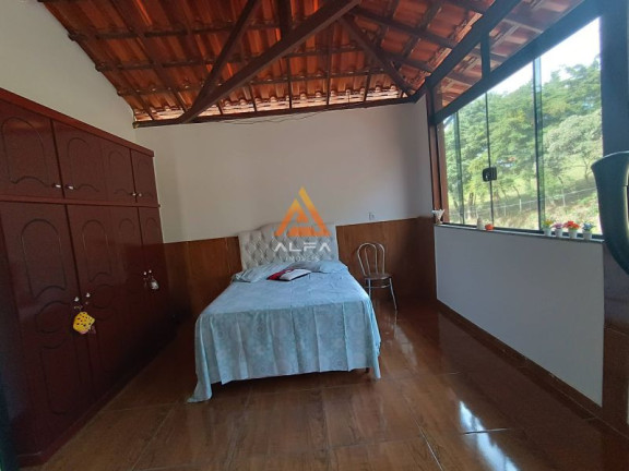 Imagem Casa com 3 Quartos à Venda, 140 m²