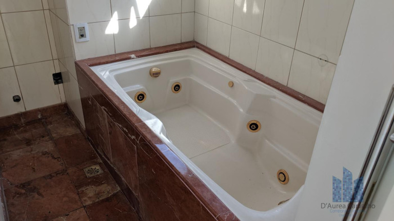 Imagem Apartamento com 3 Quartos para Alugar, 196 m² em Santa Cecília - São Paulo