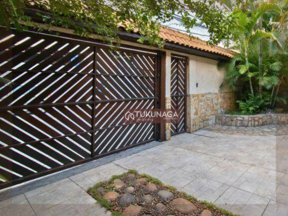 Casa com 3 Quartos à Venda, 300 m² em Vila Galvão - Guarulhos