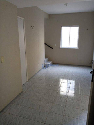 Imagem Casa com 2 Quartos à Venda, 63 m² em Siqueira - Fortaleza