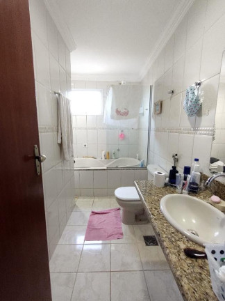 Imagem Casa com 5 Quartos à Venda, 280 m² em Santa Mônica - Guarapari