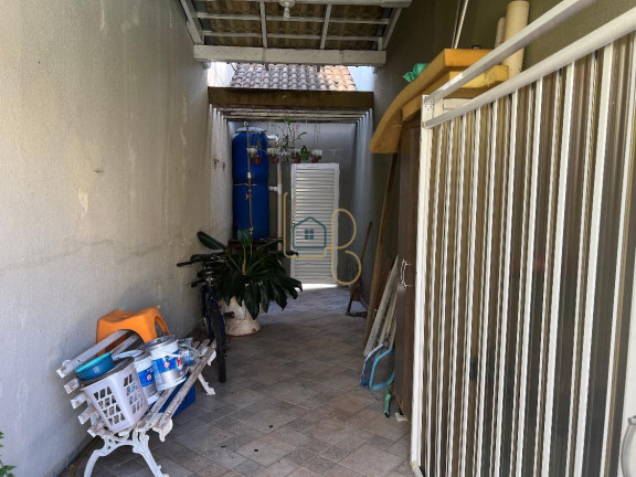 Imagem Casa com 5 Quartos à Venda, 272 m² em Caravelle - Londrina