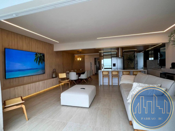 Imagem Apartamento com 4 Quartos para Temporada, em Centro - Balneário Camboriú Imagem Apartamento com 4 Quartos para Temporada, em Centro - Balneário Camboriú
