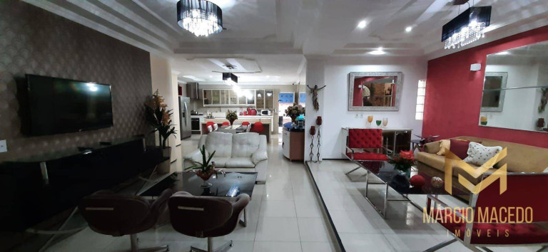Edifício Residencial à Venda, 860 m² em Centro - Fortaleza